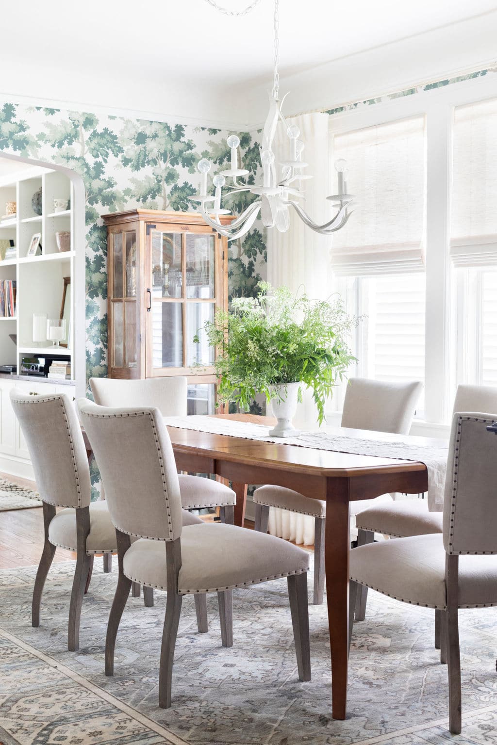 Before & After :: How A Wallpaper Makeover Completely Transformed this  Designer's Dining Room | Cassandra LaValle