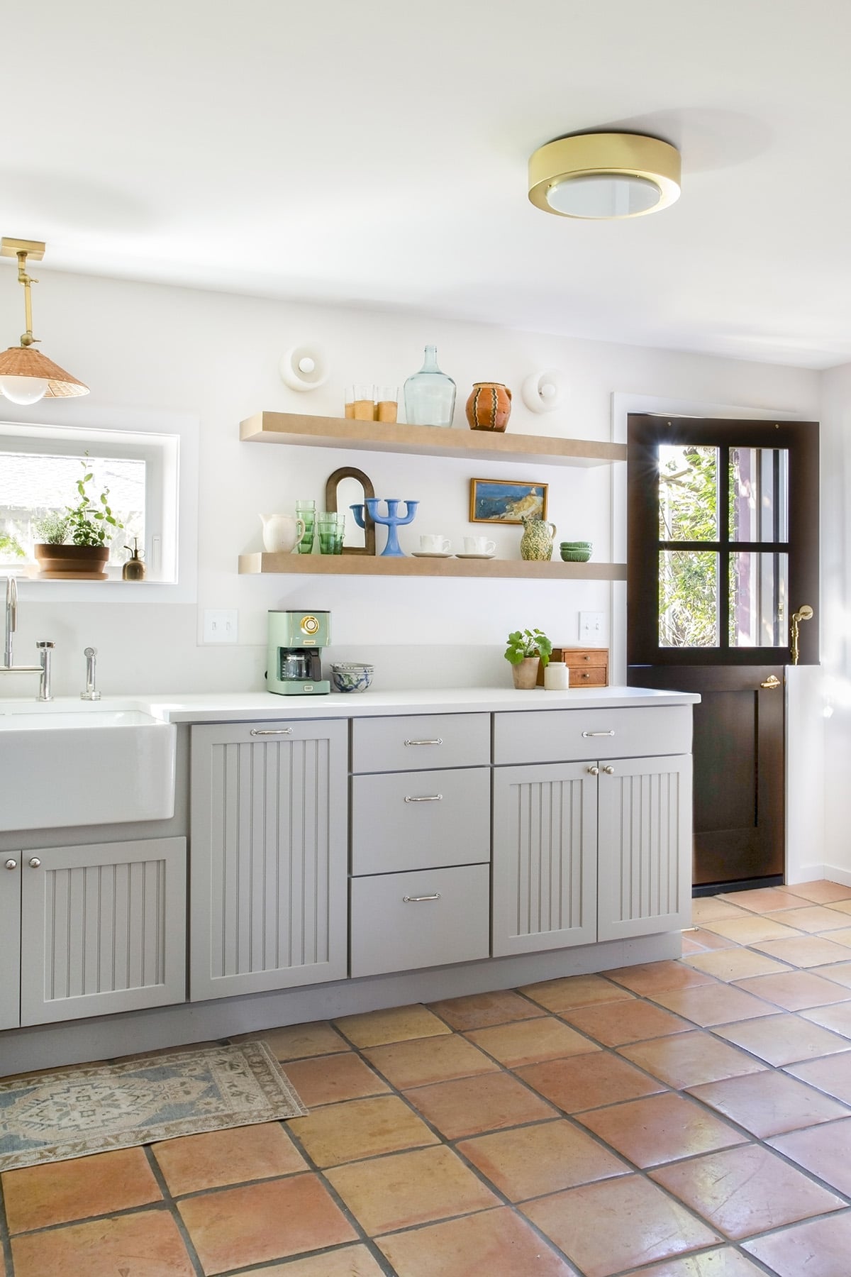 cassandra lavalle basement kitchen remodel cottage garden kitchen