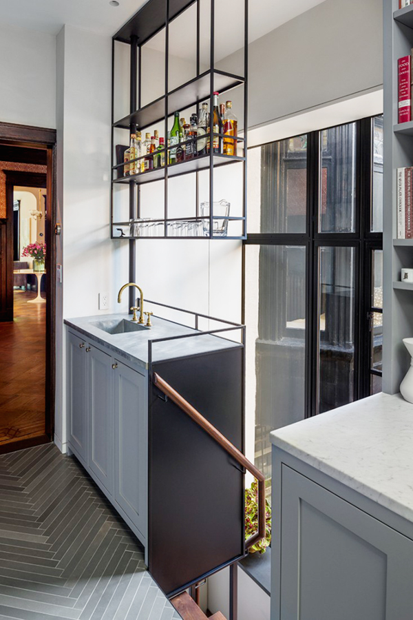 floating wet bar in this brooklyn remodeled kitchen | via coco+kelley