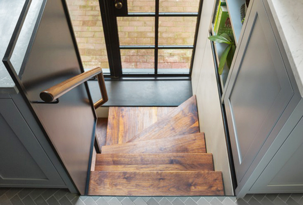 wood  stair details | via coco+kelley