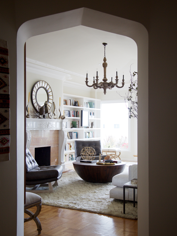 modern global style living room | via coco+kelley