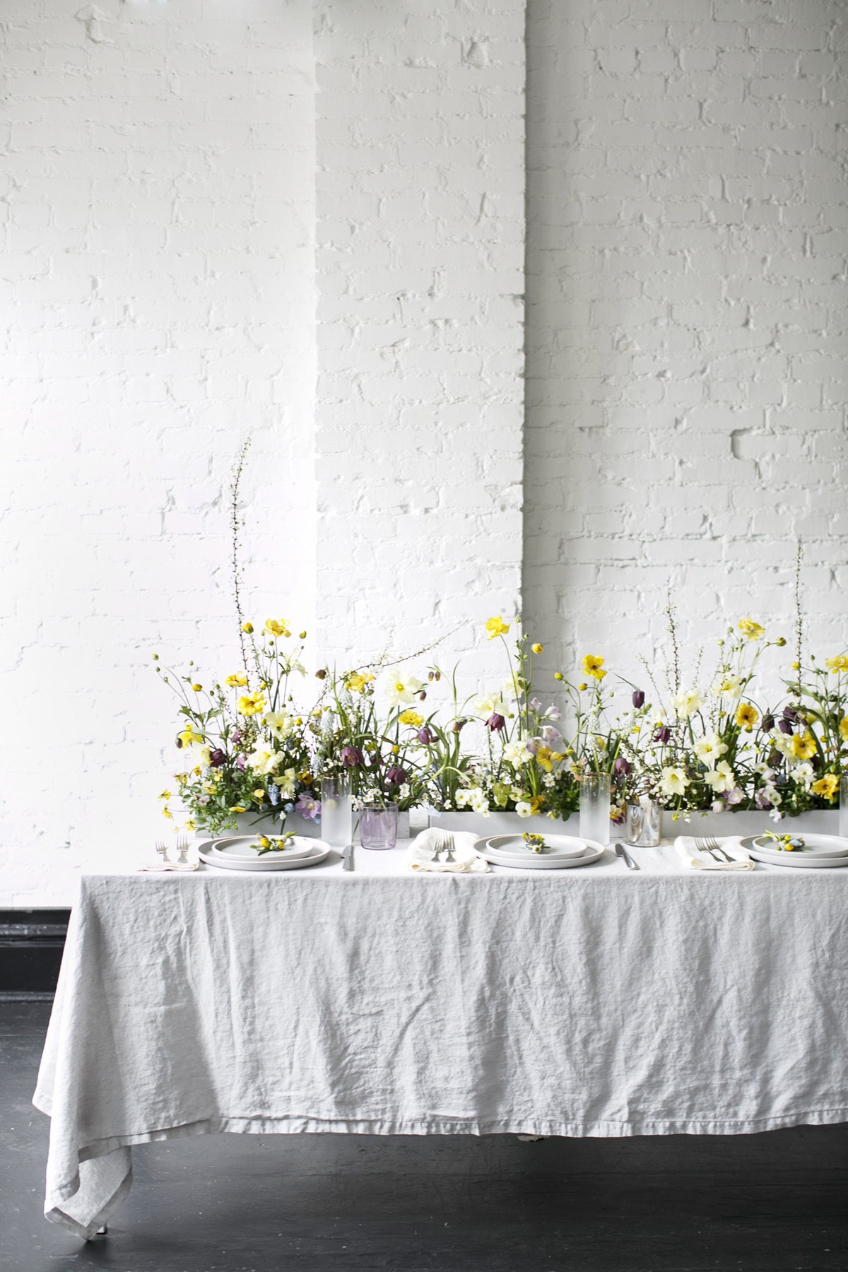 floral runner centerpiece | modern easter tabletop inspiration on coco kelley