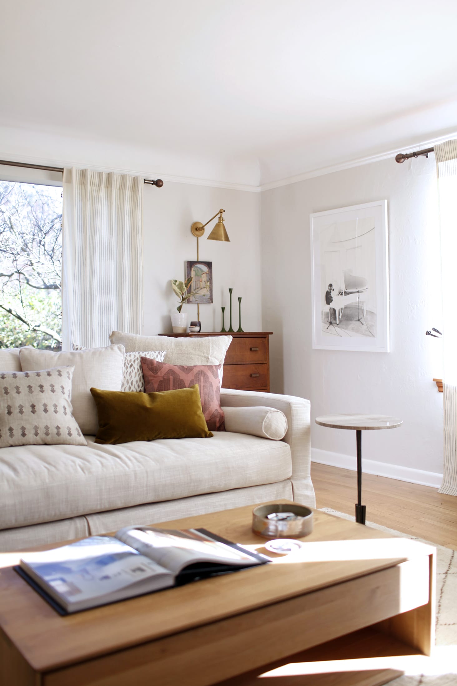 warm neutral living room | coco kelley