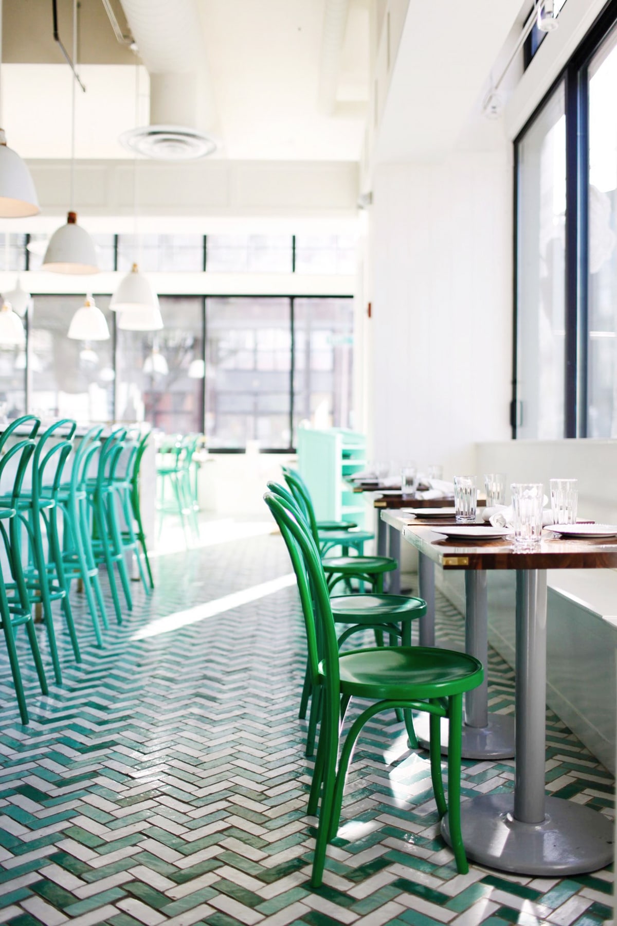 tour this gorgeous green and white bar in seattle | bar melusine via coco kelley