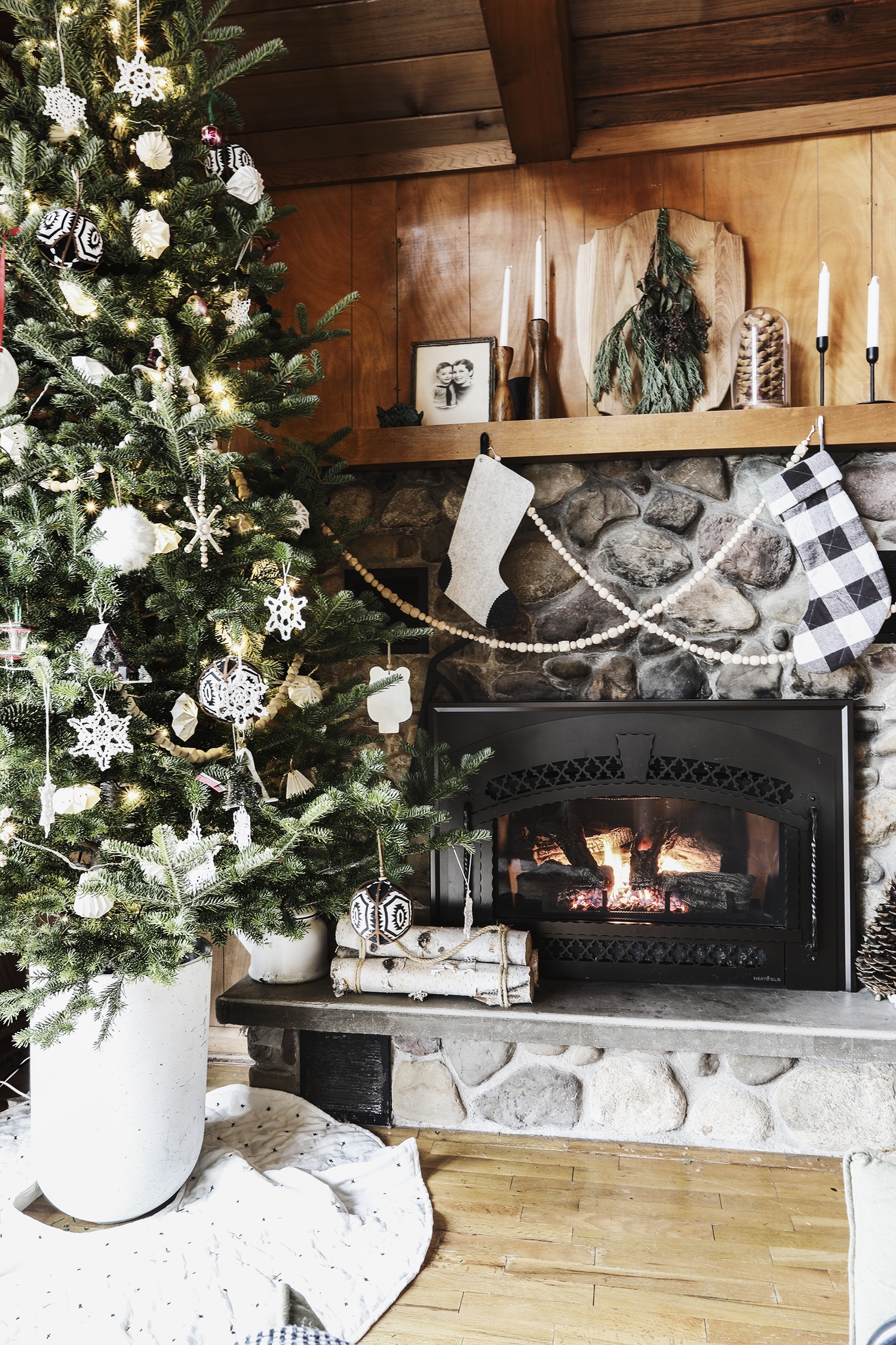 black and white christmas tree | our favorite holiday decorating ideas on coco kelley