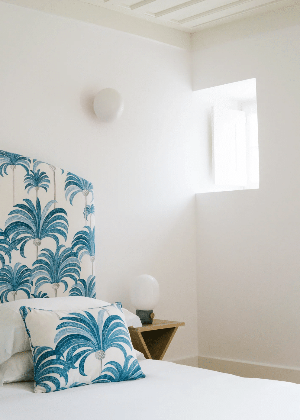 blue palm print bed | casa mae on coco kelley