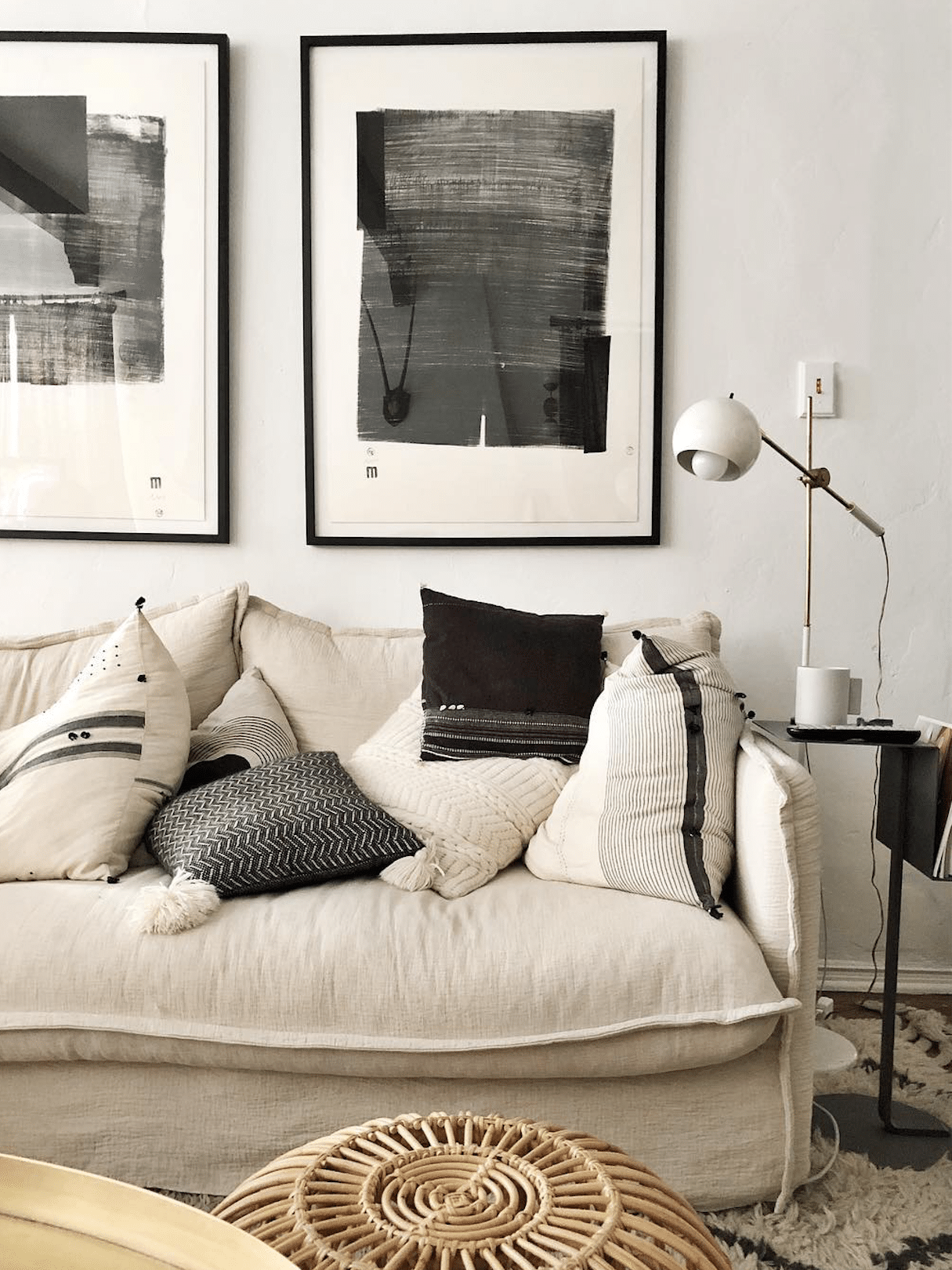 brady tolbert living room sofa with messy pillows | via coco kelley