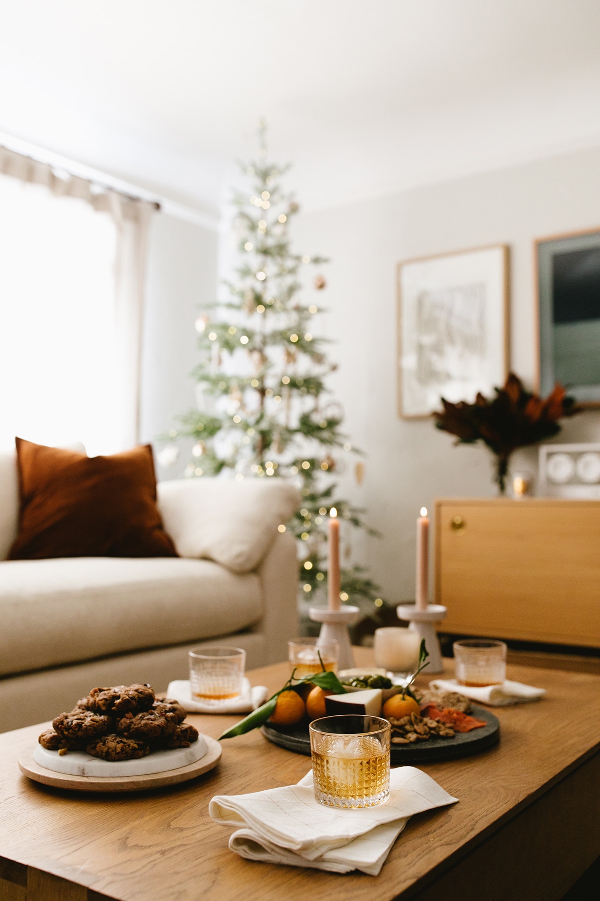 cozy christmas living room decor with crate & barrel | coco kelley