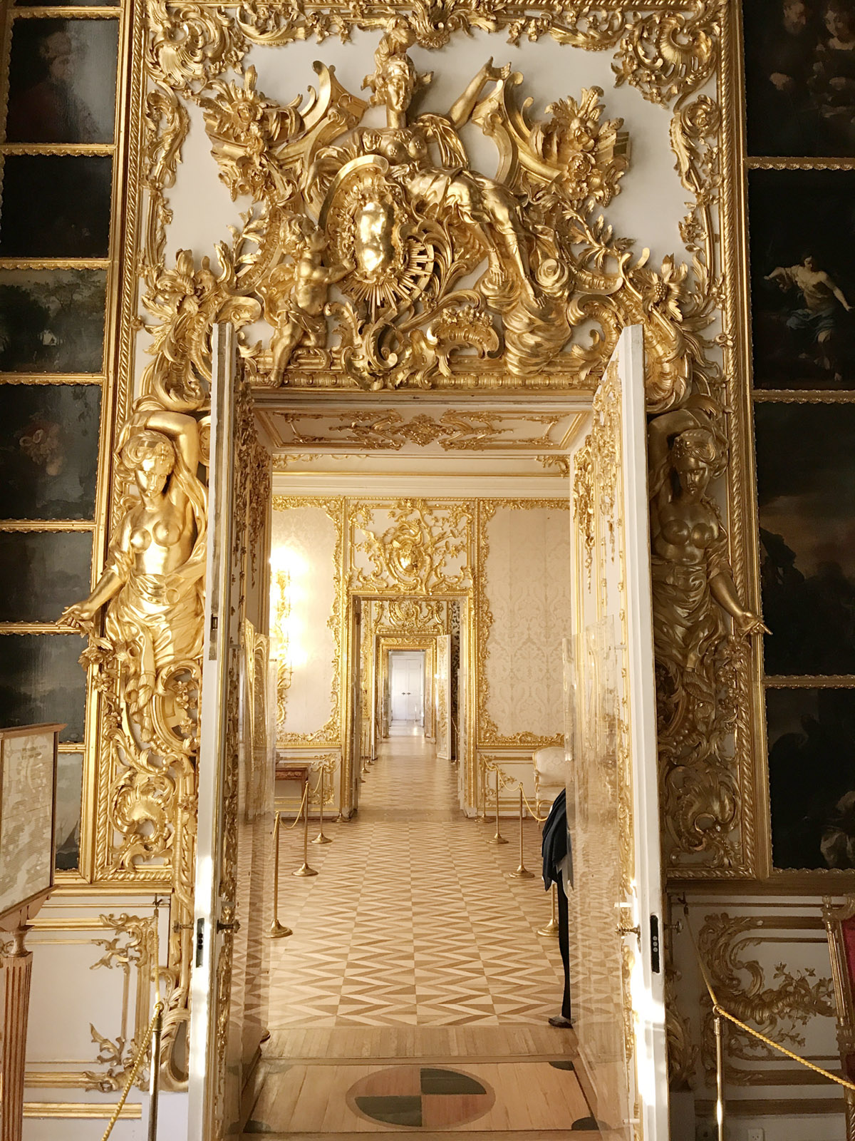 gilded everything at Catherine's Palace in St. Petersburg | russia travel guide on coco kelley