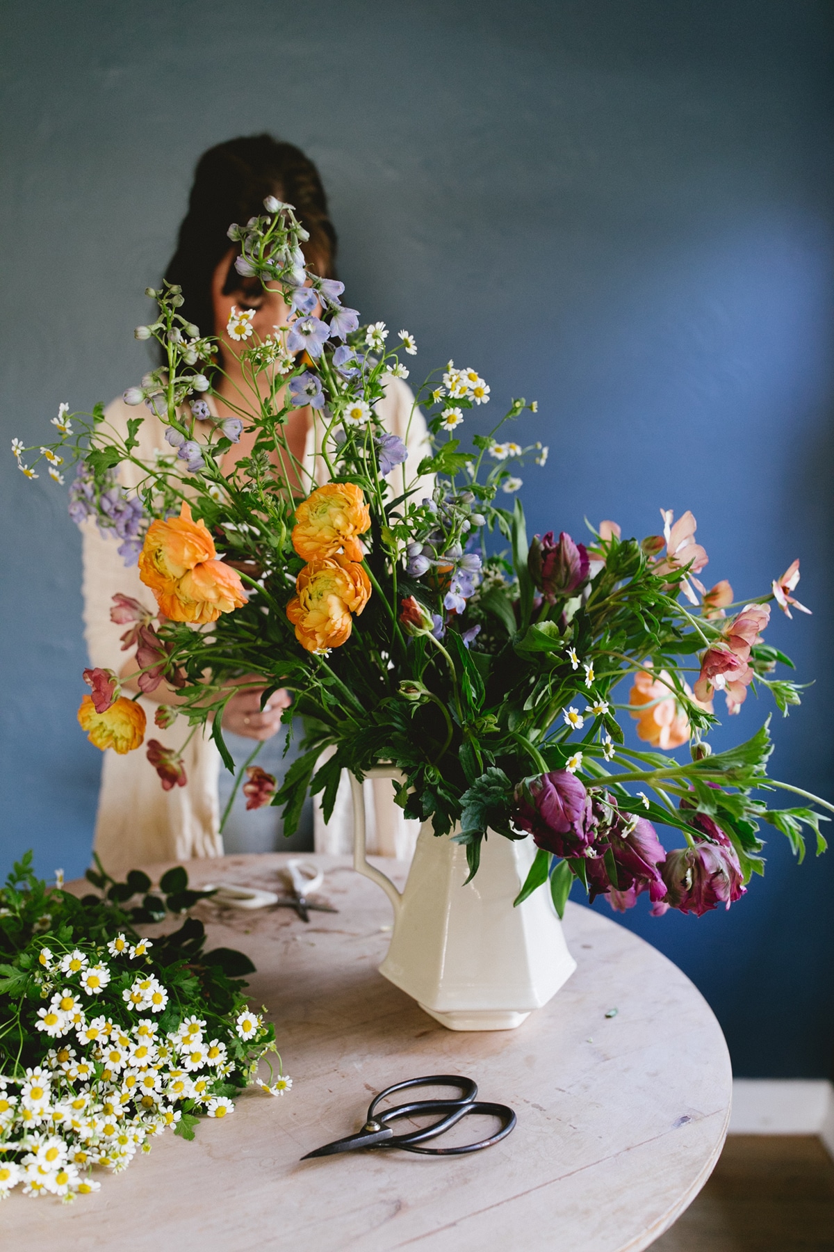 how to arrange your spring flowers like a dutch masterpiece | floral tutorial on coco kelley