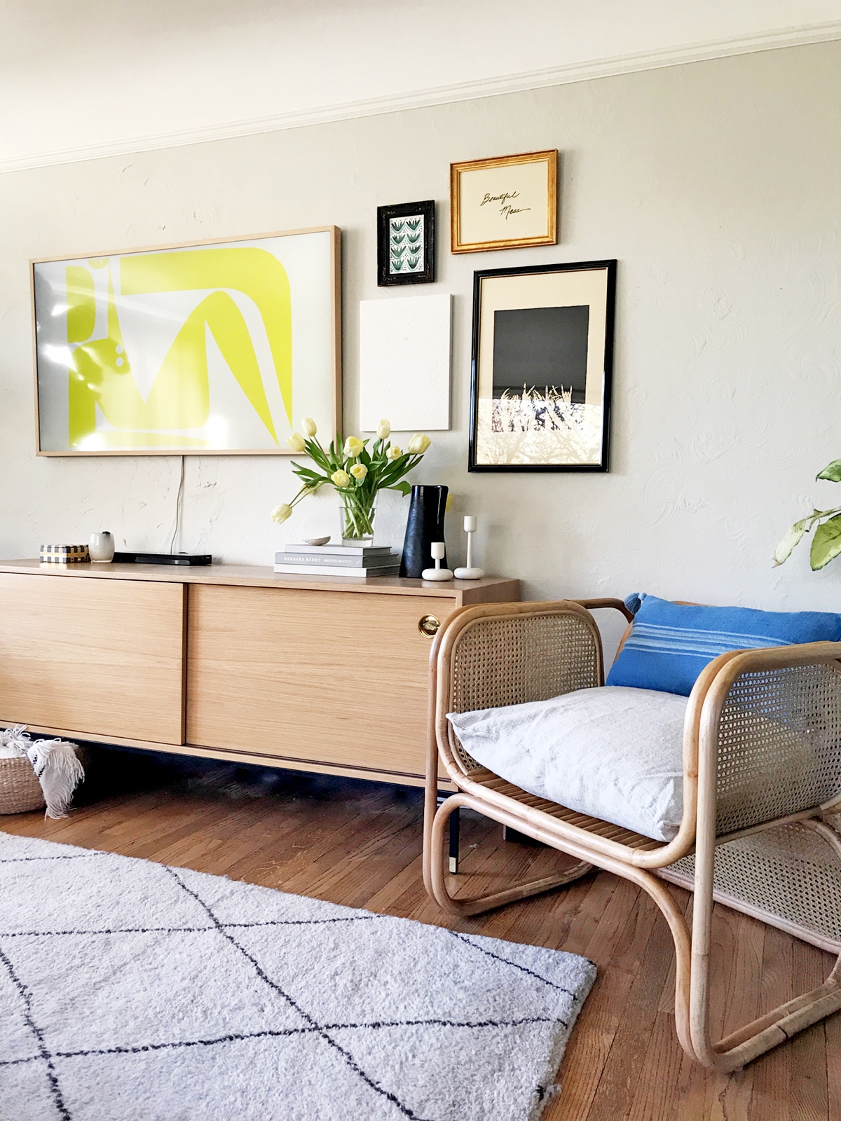 how to create a gallery wall around your TV and our favorite art sources - coco kelley