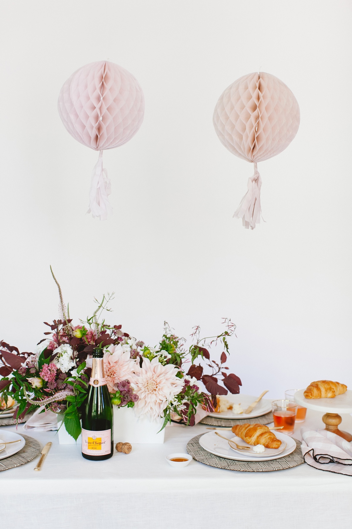 keeping things simple for a bridesmaid brunch | coco kelley wedding
