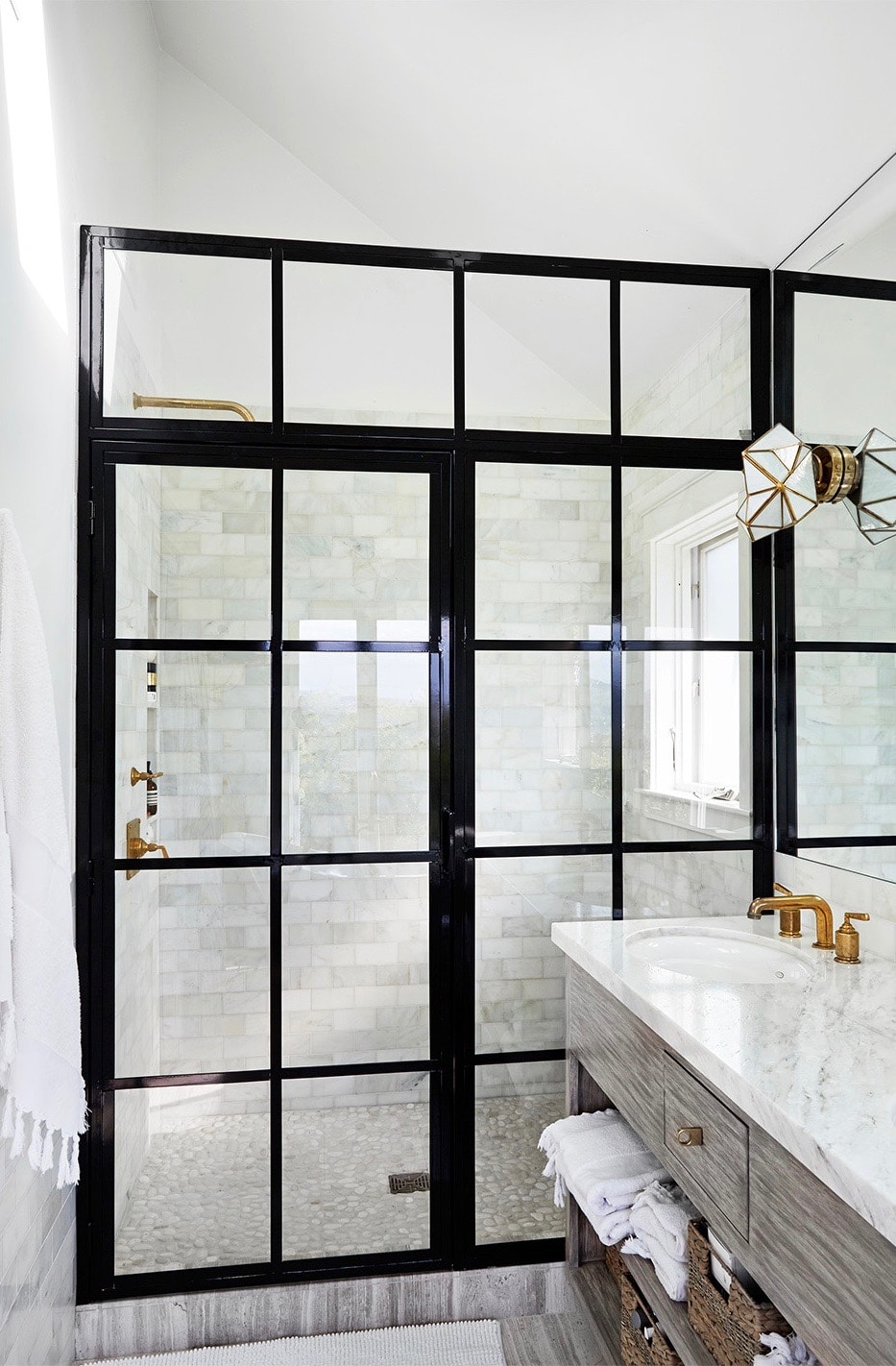modern black paned shower | california style house tour on coco kelley