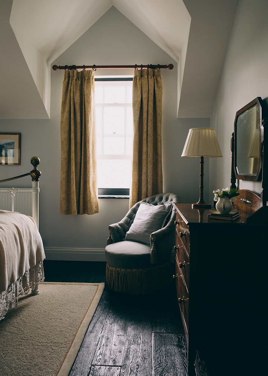 english countryside guest bedroom | moody interiors by the future kept viacoco kelley
