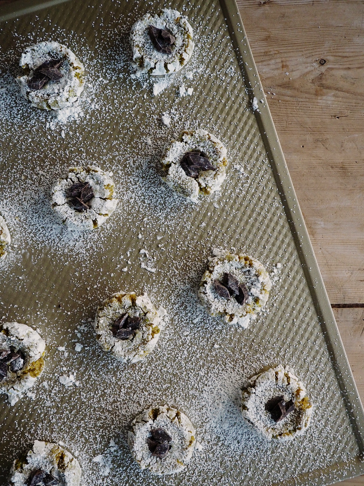 italian salted pistachio cookies with orange and chocolate | coco kelley