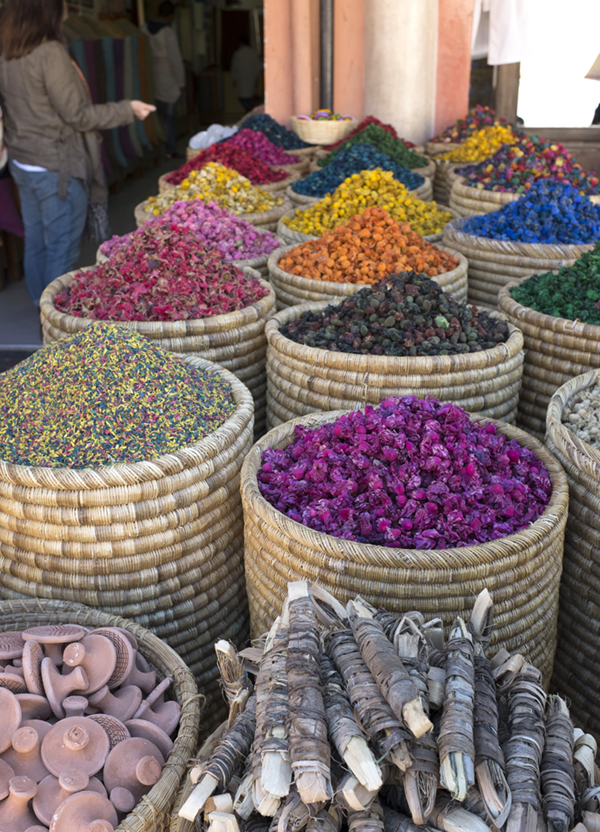 spices in the medina in marrakech // coco+kelley