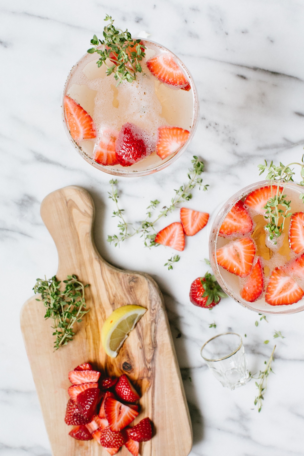 summer strawberry gin spritz | recipe on coco kelley