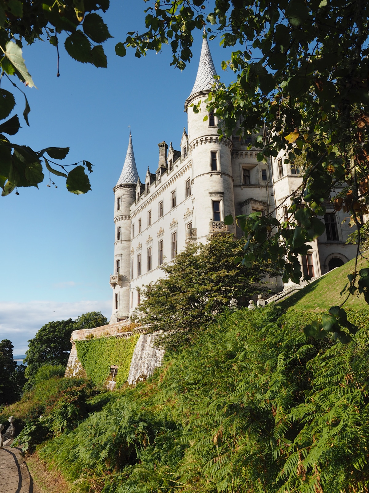 the beautiful garden grounds at Dunrobin Castle in Scotland | coco kelley