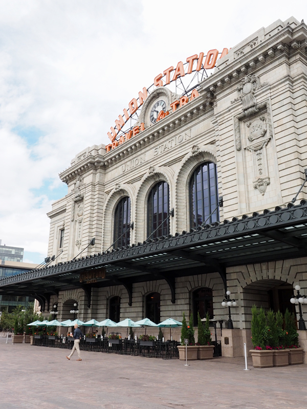 the cooper lounge at union station denver | via coco+kelley