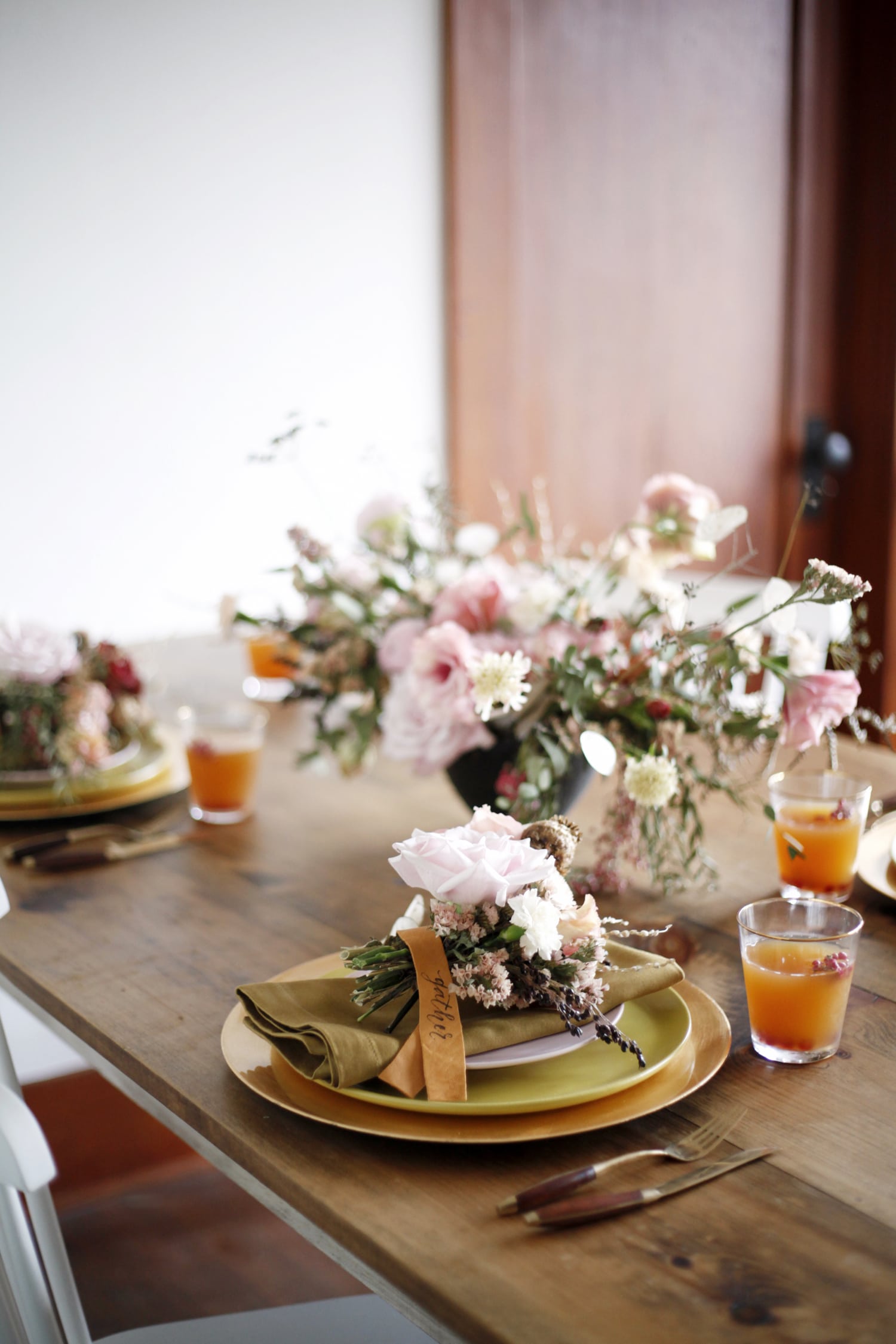 a golden gathering thanksgiving tabletop | via coco kelley